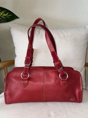 The Sak Red Vegan Leather Double Handle Satchel Shoulder Handbag Women’s Purse